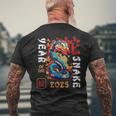 Year Of The Snake 2025 Zodiac Chinese New Year 2025 T-Shirt mit Rückendruck Geschenke für alte Männer