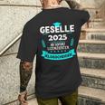 Azubi Prüfung Bestanden Gesellenprüfung Geselle 2025 T-Shirt mit Rückendruck Geschenke für Ihn