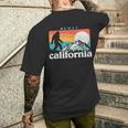 Hemet California Retro 80S Bigfoot Mountains T-shirt imprimé au dos Cadeaux pour lui
