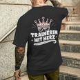 Trainer With Heart Fitness Dance Football Farewell T-Shirt mit Rückendruck Geschenke für Ihn