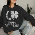 New Year's Eve Outfit Happy New Year Clover Horseshoe Lucky Sweatshirt Frauen Geschenke für Sie