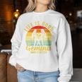 Suivi De Gémeauxintage Laie Est Un Bon Symbole Du Zodiaque Sweat-shirt pour femme Cadeaux drôles