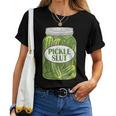 Pickle A Girl Who Loves Pickles Canning Food Quote T-shirt Frauen