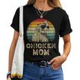 Vintage Chicken Mom Chicken Lovers Mommy Mother's Day Women T-shirt