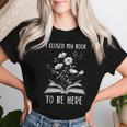 I Closed My Book To Be Here Book Lover Floral Bookworm T-shirt Frauen Geschenke für Sie