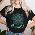 Namaste Lotus Flower Spiritual Yoga Om Camiseta de mujer Regalos para ella