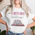 Booktrovert Definition Book Lovers Librarian Flowers T-shirt Frauen Geschenke für Sie