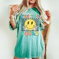 Groovy Test Day Testing Squad Motivation Teacher Student Women's Oversized Comfort T-shirt Yam