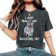 Raccoon Love Women's Oversized T-Shirt - Cozy Nature Lover's Delight Pepper