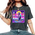 Vaporwave Raccoon Women's Oversized T-Shirt - Fun Retrowave Style Pepper