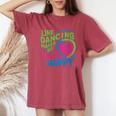 Line Dancing Hace Mi Corazón Feliz Danza Cuello Camiseta extragrande cómoda para mujer Crimson