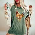 Chicken Santa Christmas Tree Chicken Camiseta extragrande cómoda para mujer Moss