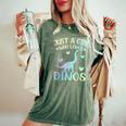 Just A Girl Who Loves Dinos La Chica De Los Dinosaurios Camiseta extragrande cómoda para mujer Moss