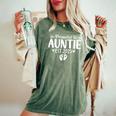 Promoted To Auntie Est 2025 Soon To Be New Aunt Baby Reveal Women's Oversized Comfort T-Shirt Moss