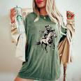 Raccoon Cowboy Vintage T-Shirt - Retro 90s Western Style for Women Moss