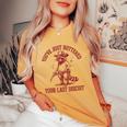 Raccoon Cowboy Oversized Women's T-Shirt - Casual Comfort & Fun Mustard