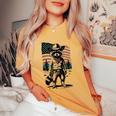 Raccoon Cowboy Oversized Women's Tee - Western Vintage Style Mustard