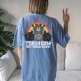 Raccoon & Cat Street Art Women's Comfort T-Shirt - Fun Oversized Style Blue Jean
