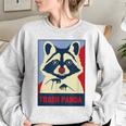 Raccoon Lover Women's Oversized Sweatshirt - Fun & Cozy Gift Sport Grey