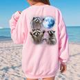 Raccoon Moon Howling Oversized Women's Sweatshirt - Back Print Light Pink