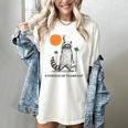 Retro 90s Sunset Raccoon Women's T-Shirt | Everyday Humor Ivory