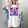 Vaporwave Raccoon Meme Women's T-Shirt - Retro Synthwave Art Ivory