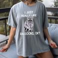 Raccoon Love Women's T-Shirt - Adorable Comfort for Raccoon Fans Gray