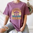 Vintage Raccoon Lovers Women's T-Shirt - Fun Graphic Tee Moss