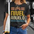 Abuelo Nivel Abuelo Desbloqueado Día Del Padre Camiseta unisex Regalos para ella