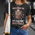 Care Night Owl With Owls Care And Altenpflege T-Shirt Geschenke für Sie