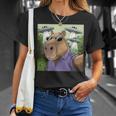 Divertido Gráfico Capybara Selfie Con Ovnis Raro Camiseta unisex Regalos para ella