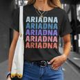 Divertido Regalo Nombre Ariadna Personalizado Primer Nombre Camiseta unisex Regalos para ella
