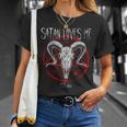 Satanist Baphomet 666 Satanism Satan Loves Me T-Shirt Geschenke für Sie