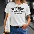 1975 The Man The Myth The Legend Camiseta unisex Regalos para ella