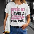 Apres Ski Mädels Egal Was Passiert Pegel Halten T-Shirt Geschenke für Sie