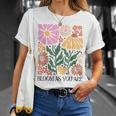 Boho Summer Flower Botanical Nature Lover Floral Wild Flower T-Shirt Geschenke für Sie