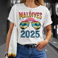 Charming Souvenirs For Beach Holidays In The Maldives T-Shirt Geschenke für Sie