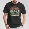 50Th Birthday Awesomeintageintage 1975 Man Or Woman T-Shirt Lustige Geschenke