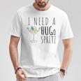 I Need A Hugo Spritz Summer Elderberry Prosecco Cocktail Hug T-Shirt Lustige Geschenke