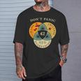 Don't Panic Life Universe Everything 42 Science Fiction Space Lovers T-Shirt Geschenke für Ihn