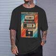 Never Forget Diskettehs Band 90S 80S Cassette T-Shirt Geschenke für Ihn