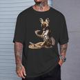 Hund Isst Pizza Afrikanischer Wildhund T-Shirt Geschenke für Ihn