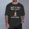 Im Just A Boy Who Loves Belga Malinois Regalo Para Amante De Perros Camiseta unisex Regalos para él