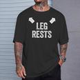 Leg Rests Adult Humour Dad Joke T-Shirt Geschenke für Ihn