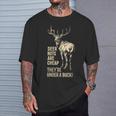 Les Noix De Cerf Sont Bon Marché Elles Sont Sous Une Chasse T-Shirt Cadeaux pour lui