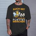 Women's 65Th Birthday With 65 Years Still A Bee Motif T-Shirt Geschenke für Ihn