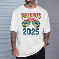 Charming Souvenirs For Beach Holidays In The Maldives T-Shirt Geschenke für Ihn