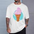 Soft Ice Cream In The Waffle Summer Ice Cream S T-Shirt Geschenke für Ihn