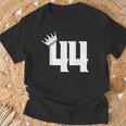 44 Cumpleaños Es Hombresintage Número 44 Con Corona Camiseta unisex Regalos para ancianos
