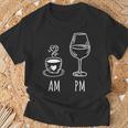 Am Coffee Pm Wine Drink Wine Loveino T-Shirt Geschenke für alte Männer